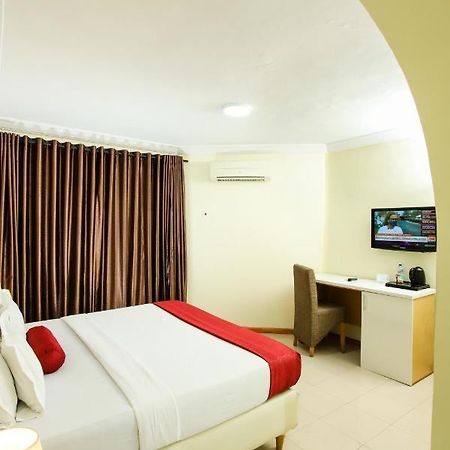 Chateux De Atlantique Hotel Aliayabiagba Exteriör bild